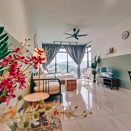 New 2Br Georgetown Warm And Lovely Homestay 10Pax-无敌美景两房民宿 Beacon Executive Suite エクステリア 写真