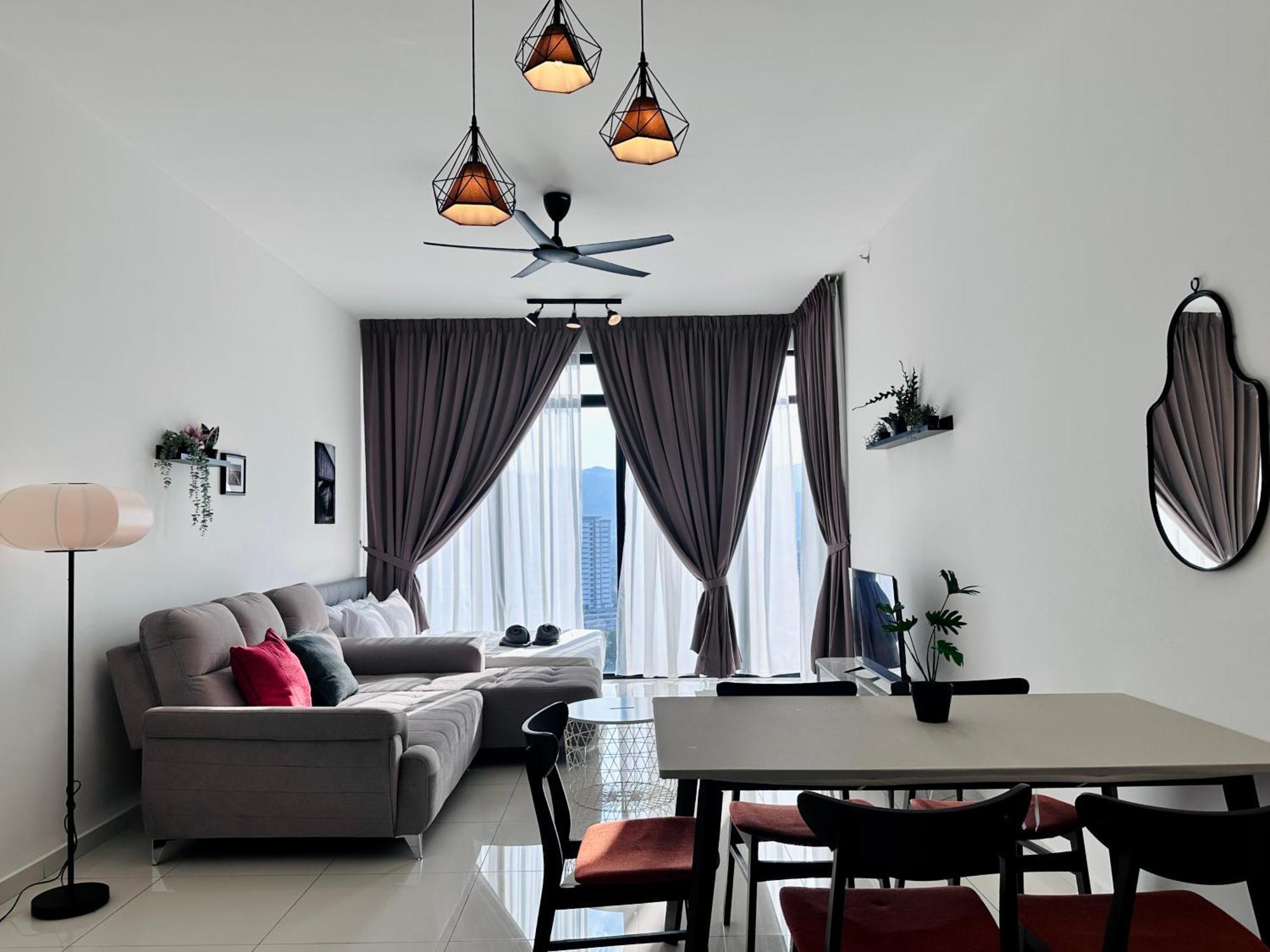 New 2Br Georgetown Warm And Lovely Homestay 10Pax-无敌美景两房民宿 Beacon Executive Suite エクステリア 写真