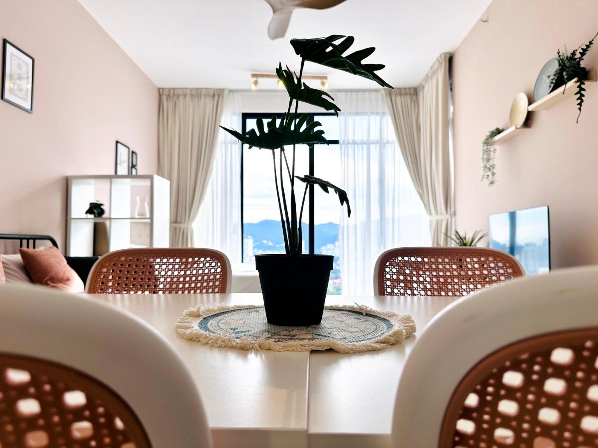 New 2Br Georgetown Warm And Lovely Homestay 10Pax-无敌美景两房民宿 Beacon Executive Suite エクステリア 写真