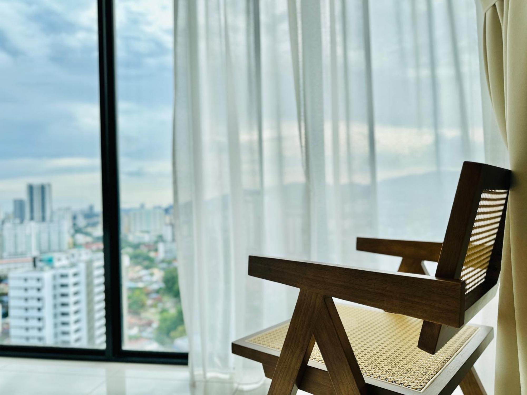 New 2Br Georgetown Warm And Lovely Homestay 10Pax-无敌美景两房民宿 Beacon Executive Suite エクステリア 写真