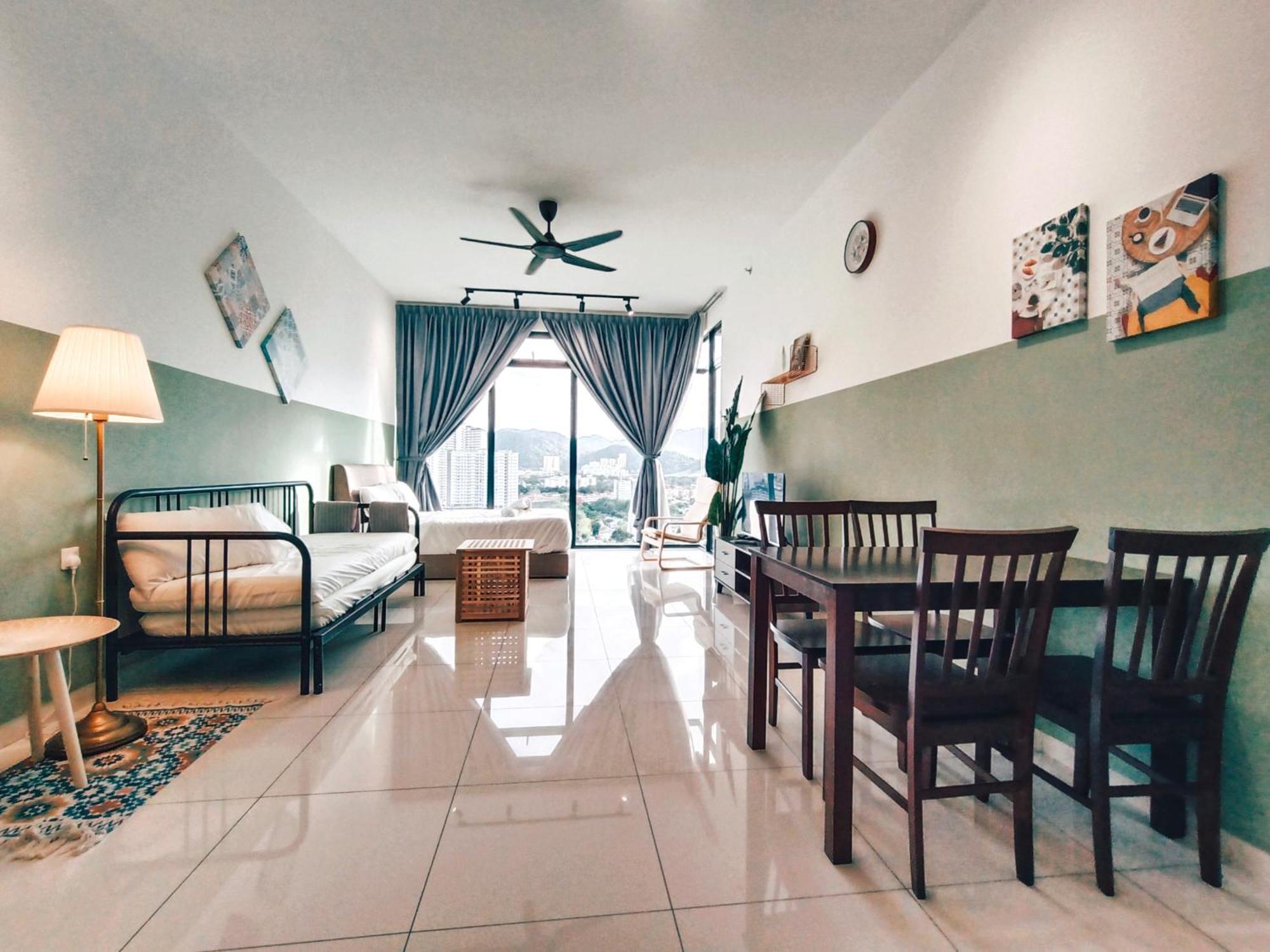 New 2Br Georgetown Warm And Lovely Homestay 10Pax-无敌美景两房民宿 Beacon Executive Suite エクステリア 写真