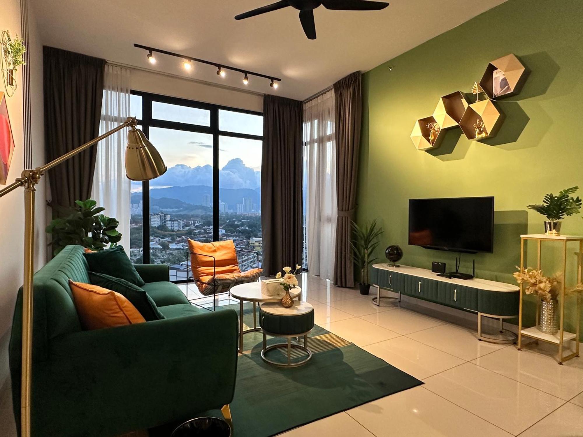 New 2Br Georgetown Warm And Lovely Homestay 10Pax-无敌美景两房民宿 Beacon Executive Suite エクステリア 写真