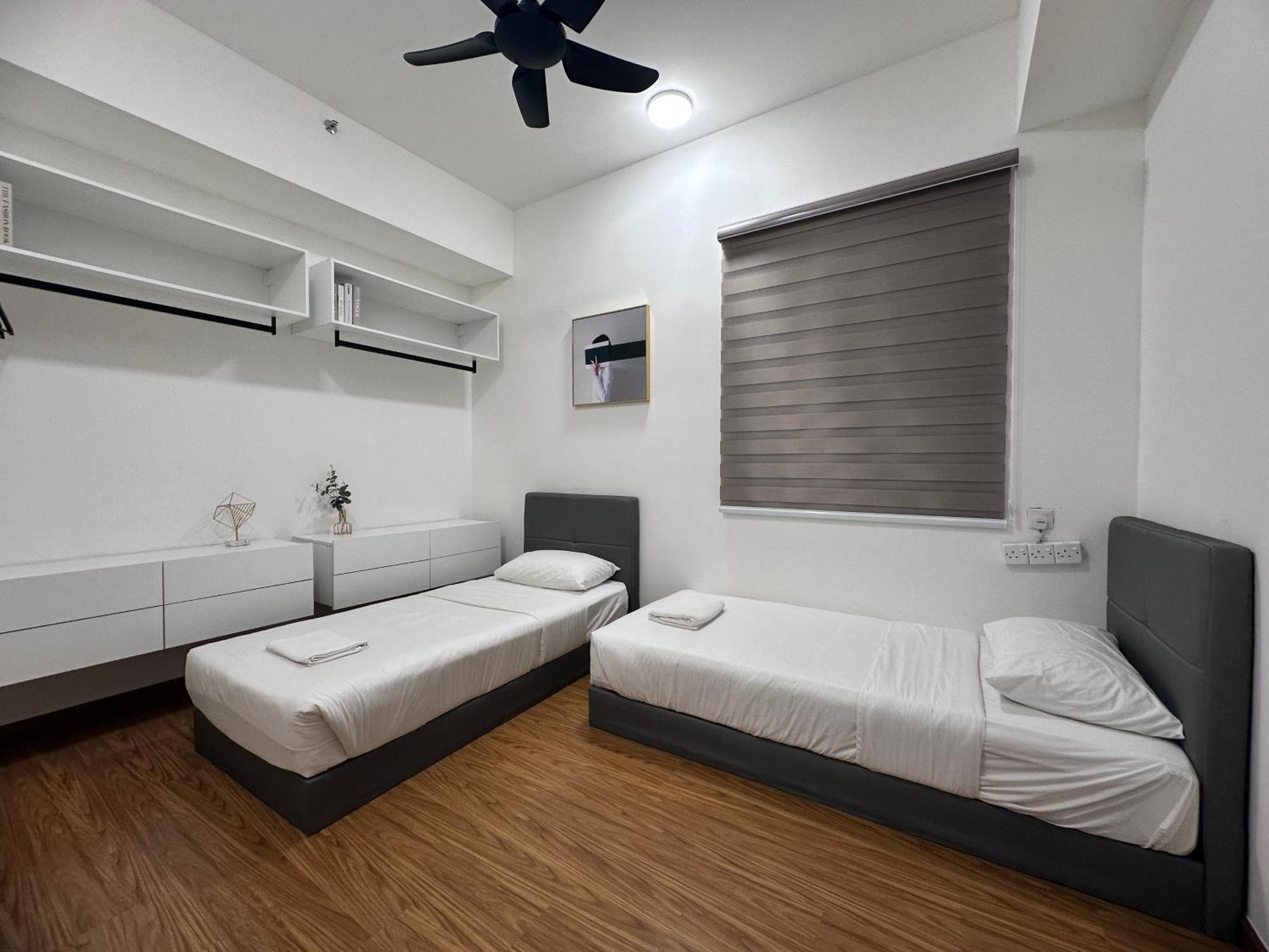 New 2Br Georgetown Warm And Lovely Homestay 10Pax-无敌美景两房民宿 Beacon Executive Suite エクステリア 写真