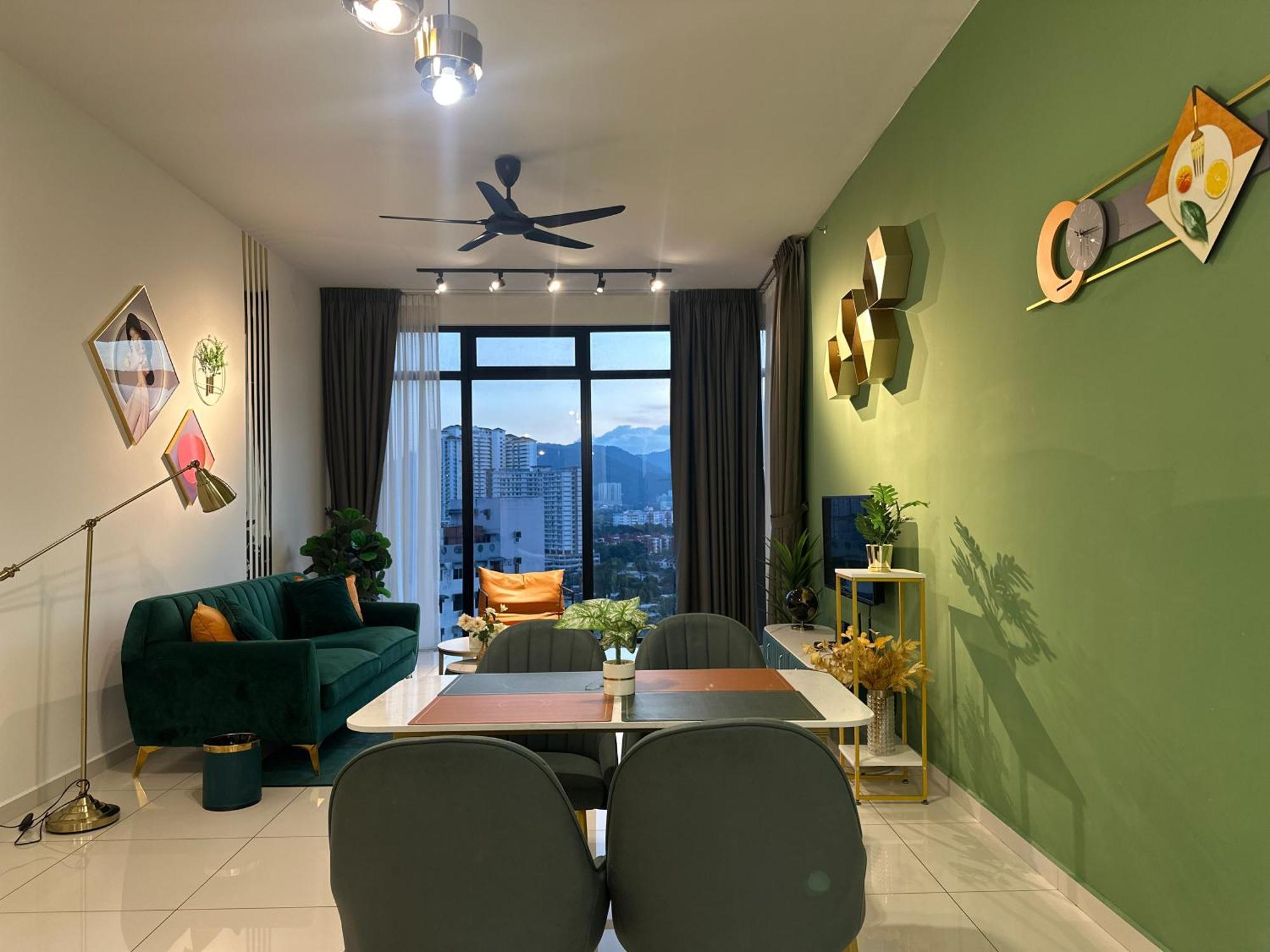 New 2Br Georgetown Warm And Lovely Homestay 10Pax-无敌美景两房民宿 Beacon Executive Suite エクステリア 写真
